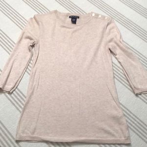 GAP sweater